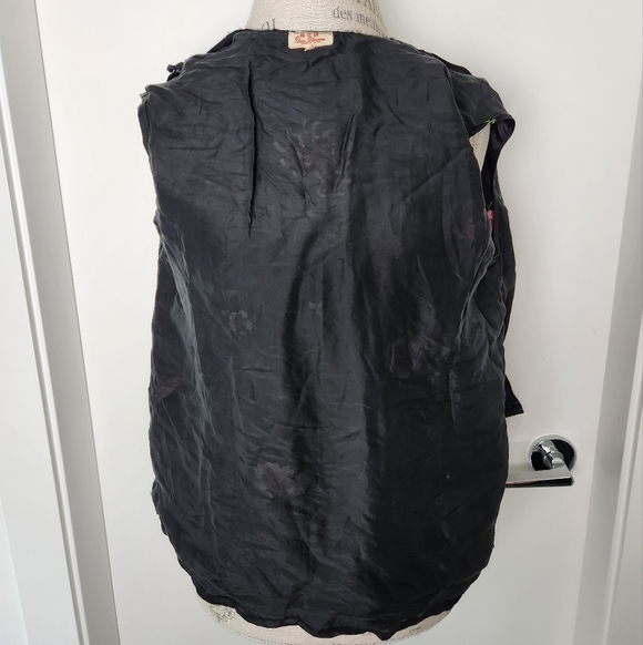 Vintage Embroidered Silk Satin Vest - Picture 11 of 15